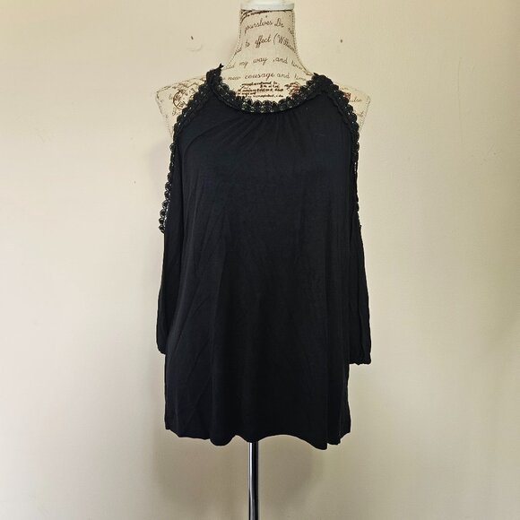 Open Shoulder Top with Lace - Picture 1 of 11